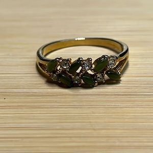 Vintage Uncas Gold Tone Faux Jade Statement Ring. Size 11 3/4 Statement Ring